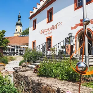 Schlossgasthof Roesch Blaibach